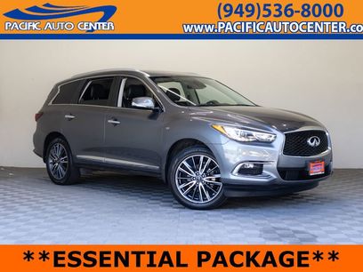 Used 2019 INFINITI QX60 Luxe w/ Essential Package