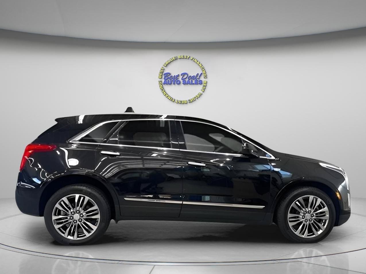 Used 2018 Cadillac XT5 Premium Luxury AWD/4WD image 6