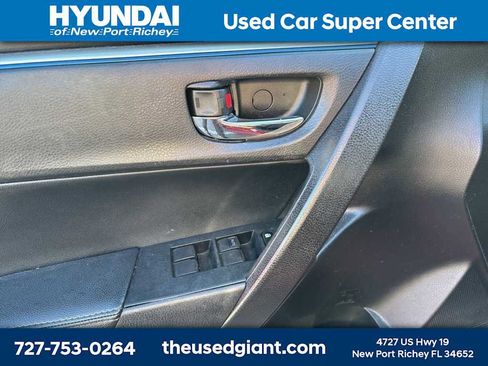 Used 2016 Toyota Corolla S image 11