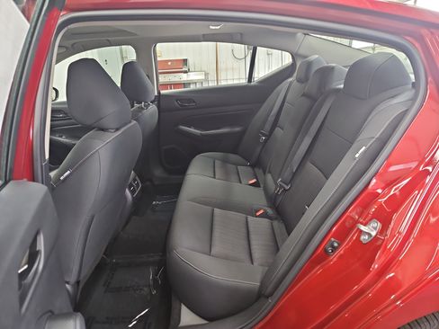 New 2026 Nissan Altima 2.5 SV w/ SV Special Edition Package FWD image 11