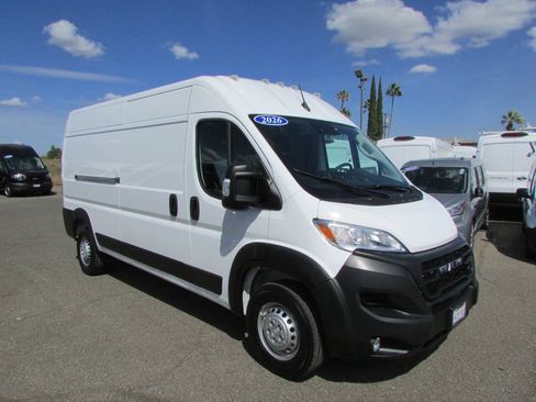 Used 2026 RAM ProMaster 2500 w/ Convenience Group FWD image 2