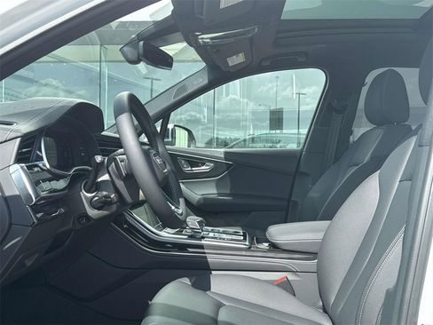 New 2025 Audi Q7 3.0T Premium Plus image 7