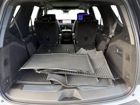 Used 2026 Cadillac Escalade Sport w/ Touring Package image 17