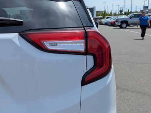 Certified 2024 GMC Terrain SLT AWD/4WD image 45