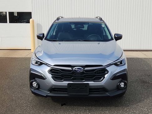 Used 2024 Subaru Crosstrek 2.5i Limited image 2