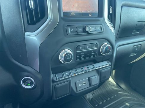 Used 2024 GMC Sierra 1500 Pro w/ Pro Value Package image 17