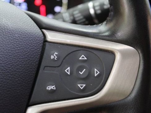 Used 2021 GMC Acadia Denali w/ GMC Pro Grade Package image 17