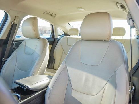 Used 2014 Ford Fusion Titanium image 11