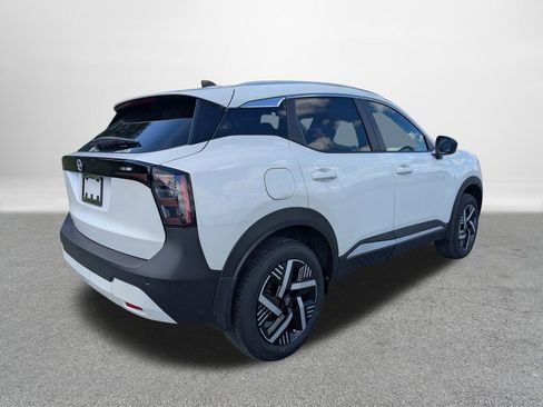 New 2026 Nissan Kicks SV image 3