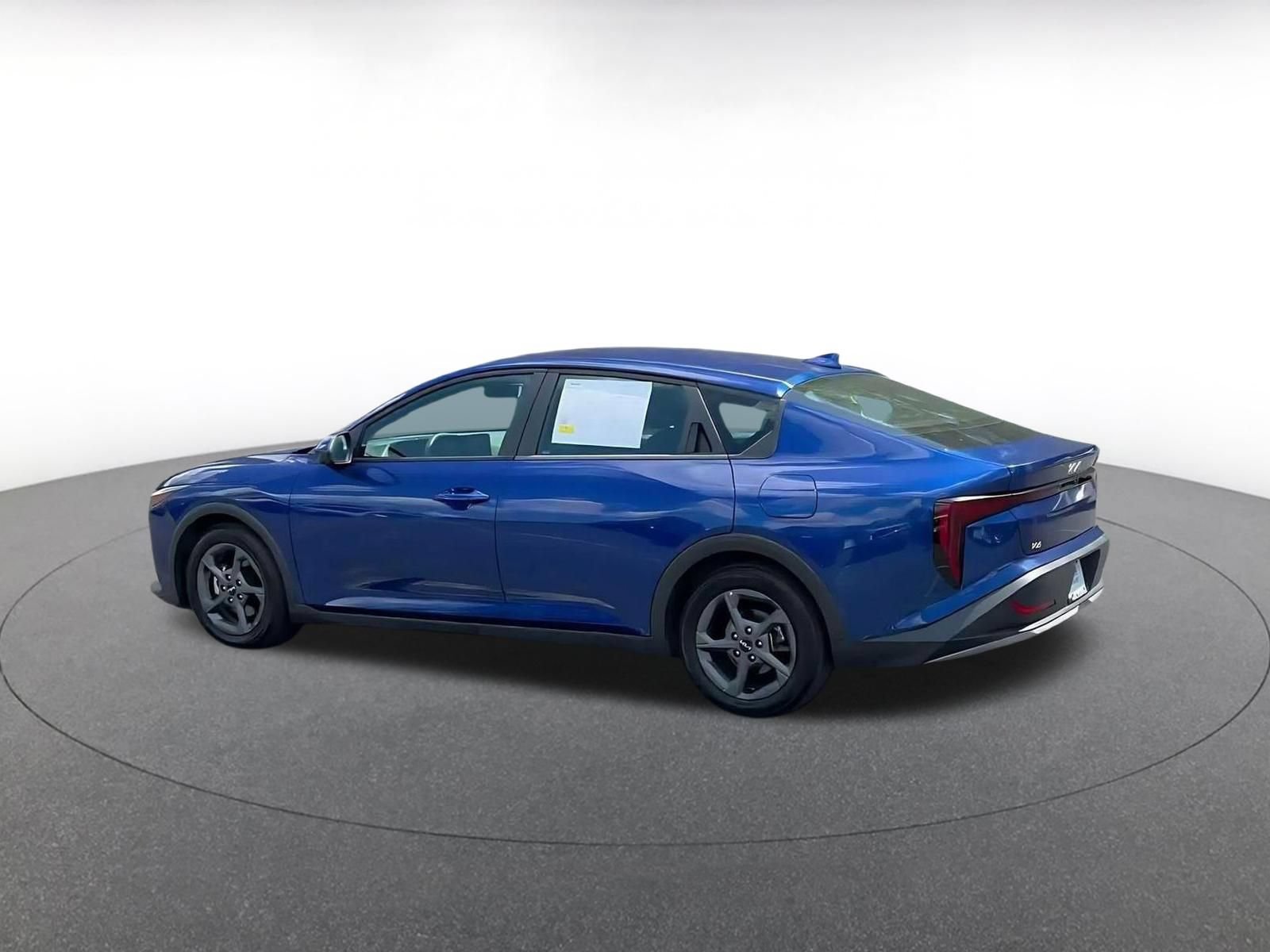 Used 2025 Kia K4 FWD image 9