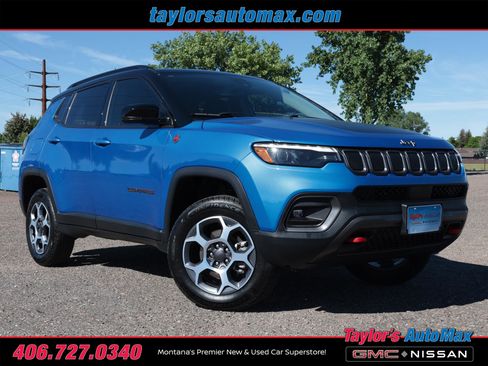 Used 2022 Jeep Compass Trailhawk w/ Trailhawk Elite Group AWD/4WD image 2