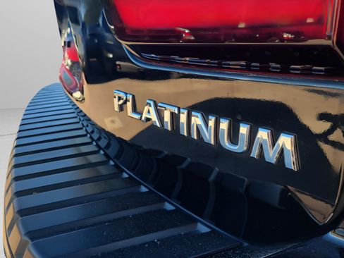 Certified 2022 Nissan Armada Platinum w/ Captain's Chairs Package image 30