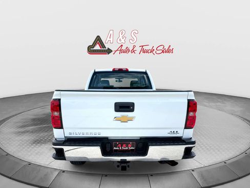 Used 2019 Chevrolet Silverado 2500 W/T AWD/4WD image 4