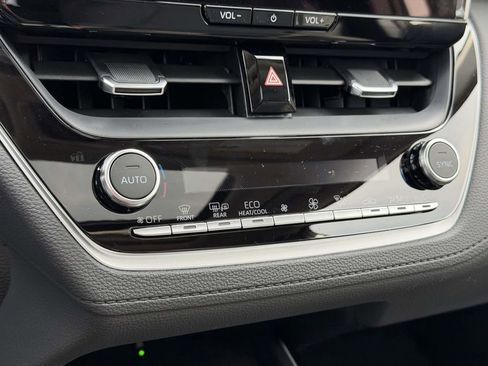 New 2026 Toyota Corolla Cross XLE w/ Convenience Package image 5