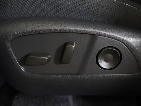 Used 2026 Chevrolet Traverse LT w/ Driver Confidence Package image 34