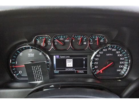 Used 2019 GMC Yukon XL SLT image 6