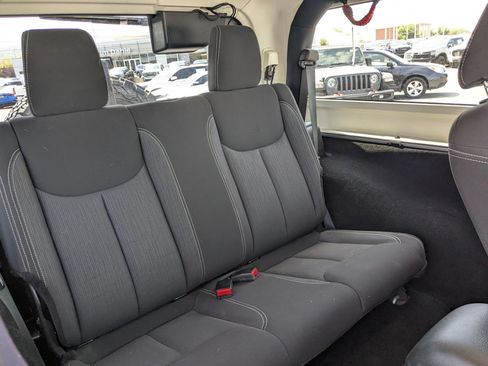 Used 2013 Jeep Wrangler Rubicon w/ PWR Convenience Group AWD/4WD image 29