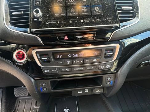 Used 2024 Honda Ridgeline Black Edition image 27