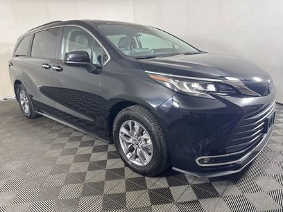 Used 2023 Toyota Sienna XLE
