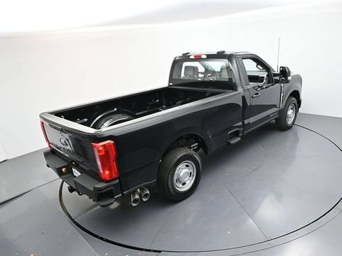 Used 2026 Ford F250 XL w/ XL Driver Assist Package RWD image 24