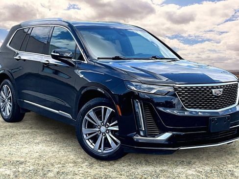 Used 2021 Cadillac XT6 Premium Luxury AWD/4WD image 1