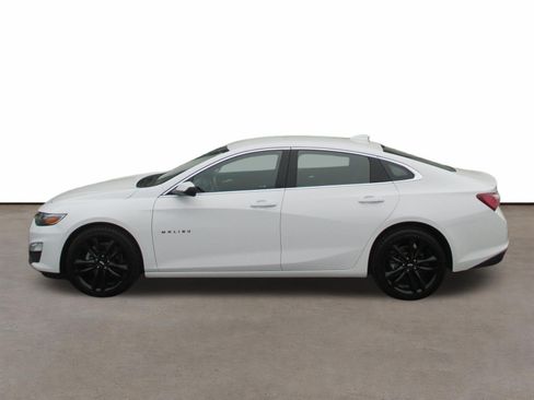 Used 2024 Chevrolet Malibu LT w/ Sport Edition FWD image 2