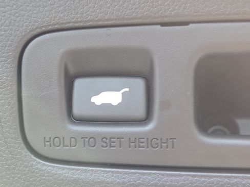 Used 2024 Honda CR-V Sport Touring image 28