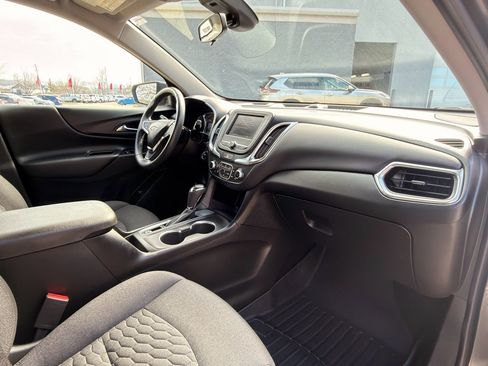Used 2020 Chevrolet Equinox LT image 14