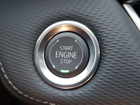 New 2026 Chevrolet Equinox LT w/ Convenience Package II FWD image 28