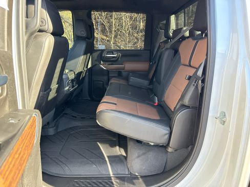 Used 2020 Chevrolet Silverado 3500 High Country w/ LPO, Hitch Package image 26