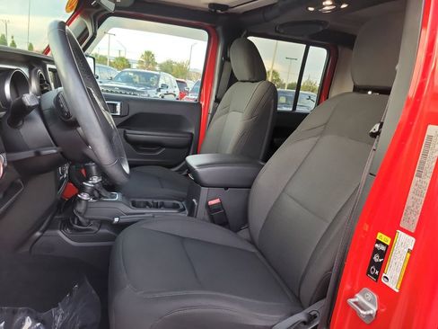 Certified 2020 Jeep Gladiator Sport w/ Quick Order Package 24S image 15