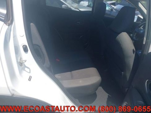 Used 2019 Honda HR-V EX image 8