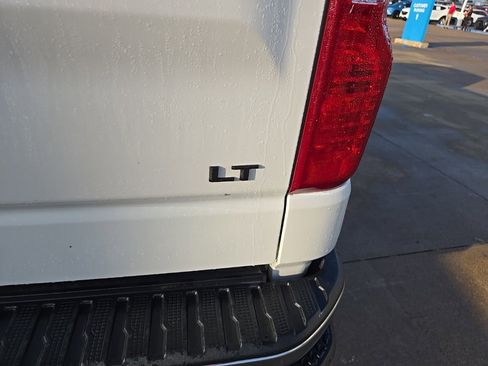 Used 2019 Chevrolet Silverado 1500 LT w/ Texas Edition image 37