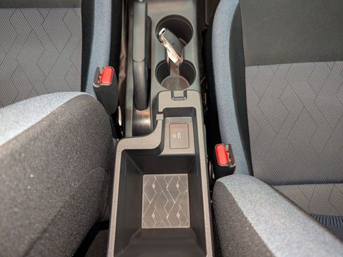 New 2025 Nissan Versa SV w/ Trunk Package image 22