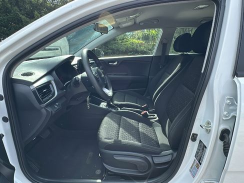 Used 2023 Kia Rio LX image 11