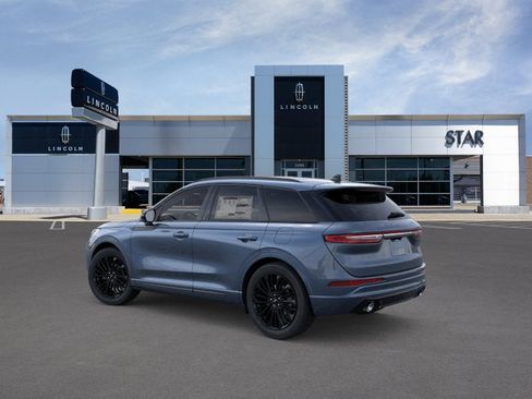 New 2026 Lincoln Corsair Premiere image 4