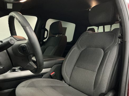 Used 2024 RAM 1500 Big Horn AWD/4WD image 9
