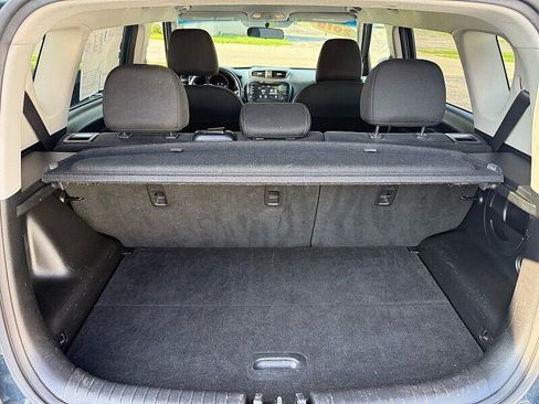 Used 2019 Kia Soul + FWD image 31