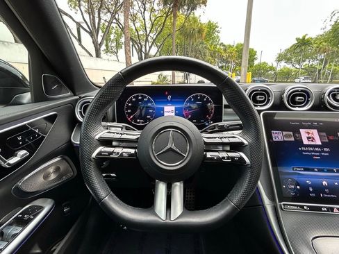 Used 2025 Mercedes-Benz C 300 4MATIC Sedan image 17