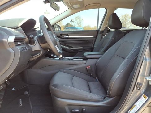 Used 2021 Nissan Altima 2.5 SV image 10