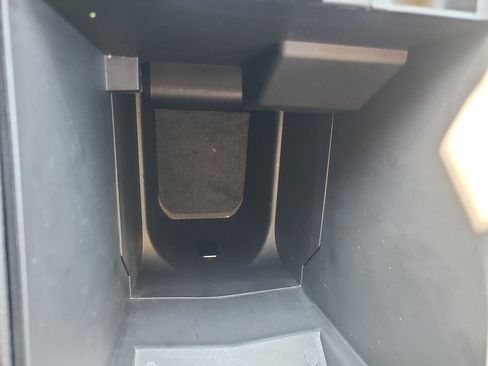 Used 2024 Ford Edge SEL image 24