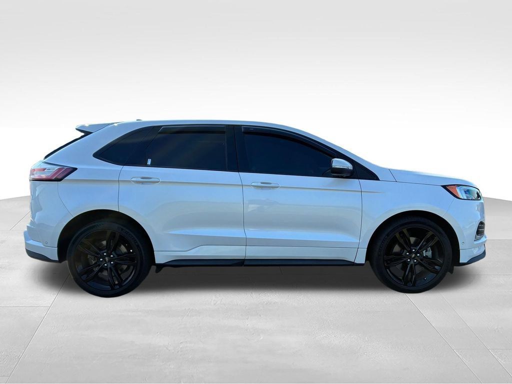 Used 2019 Ford Edge ST w/ Equipment Group 401A AWD/4WD image 5