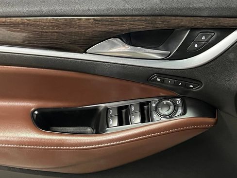Certified 2018 Buick Enclave Avenir w/ Avenir Technology Package AWD/4WD image 18