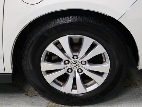 Used 2014 Honda Odyssey EX image 18