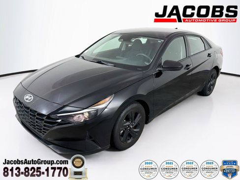 Used 2022 Hyundai Elantra SEL FWD image 1