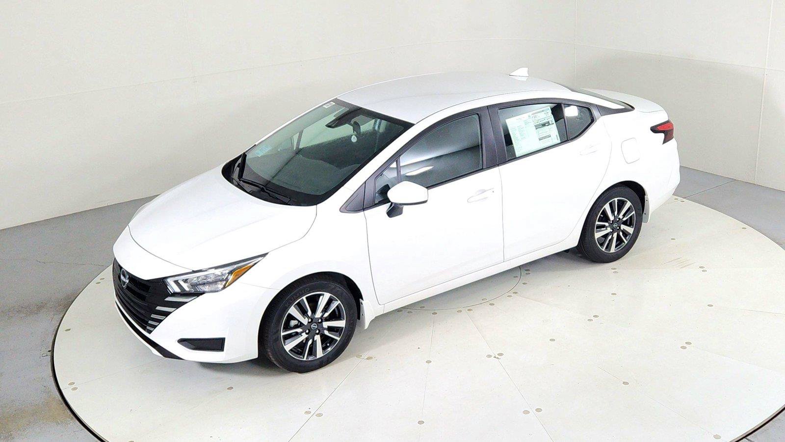 Used 2025 Nissan Versa SV w/ Trunk Package FWD image 36