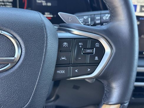 Used 2025 Lexus RX 350 Premium w/ Accessory Package (Z1) image 30