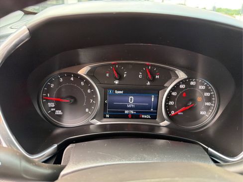 Used 2019 Chevrolet Equinox LT AWD/4WD image 17