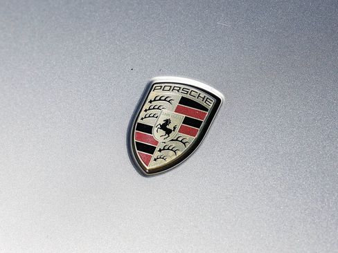 Used 2011 Porsche Cayenne S image 6