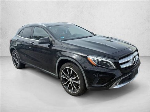 Certified 2017 Mercedes-Benz GLA 250 4MATIC image 3
